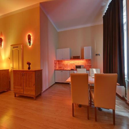 Central Walk Fashionstreet Apartmnts بودابست المظهر الخارجي الصورة