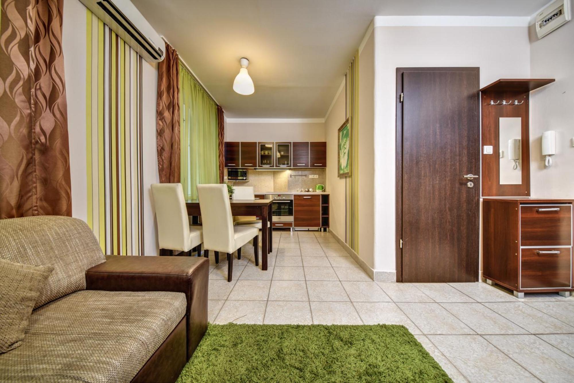 Central Walk Fashionstreet Apartmnts بودابست المظهر الخارجي الصورة