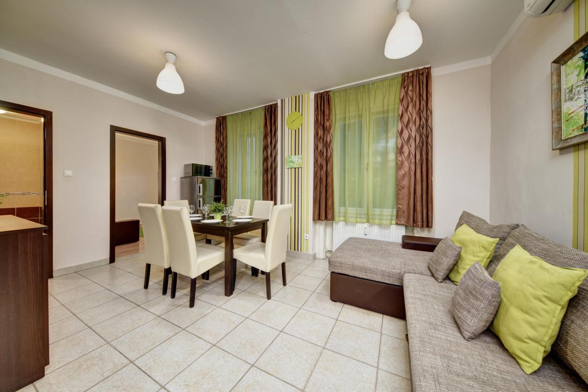 Central Walk Fashionstreet Apartmnts بودابست المظهر الخارجي الصورة