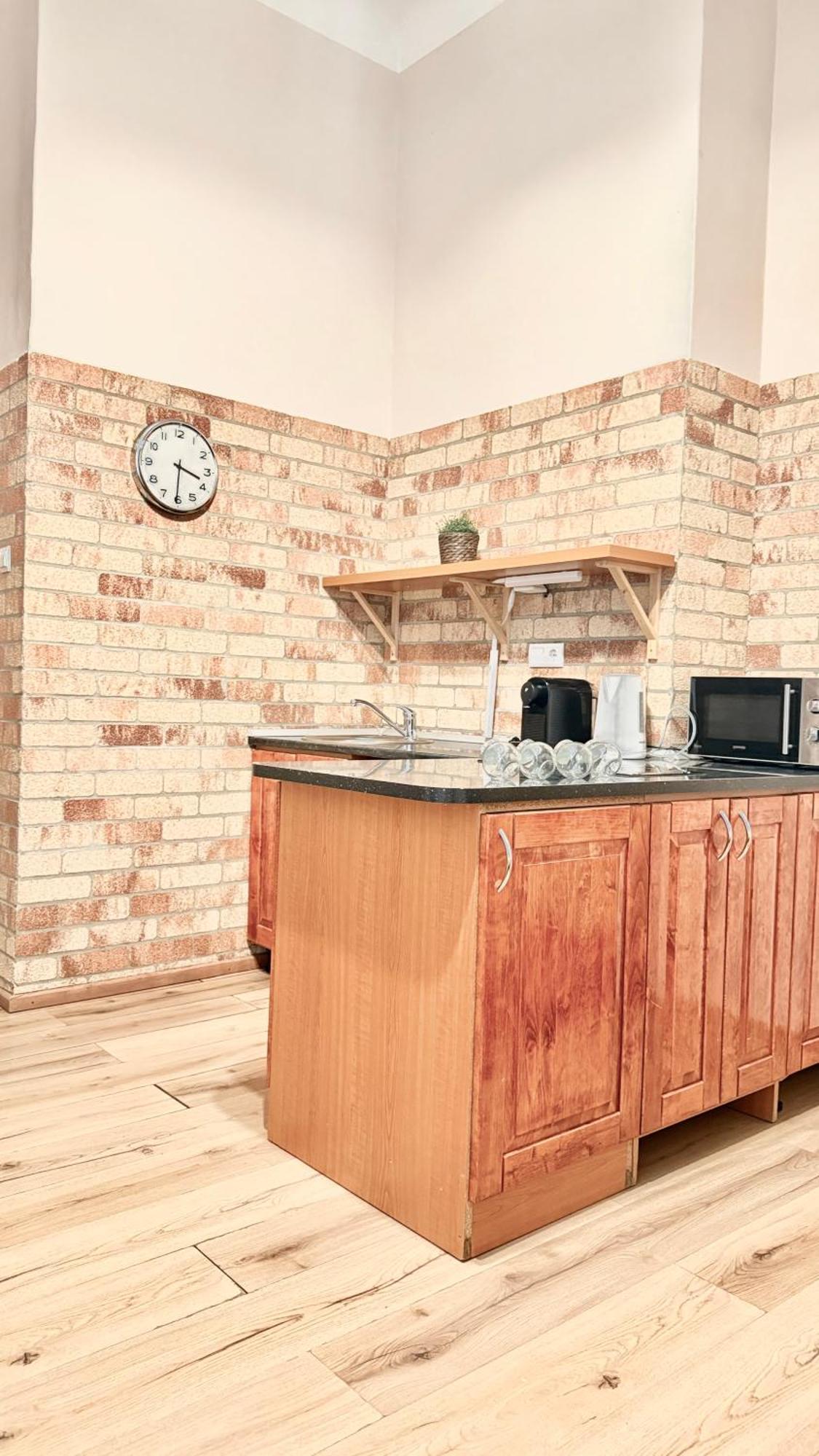 Central Walk Fashionstreet Apartmnts بودابست المظهر الخارجي الصورة